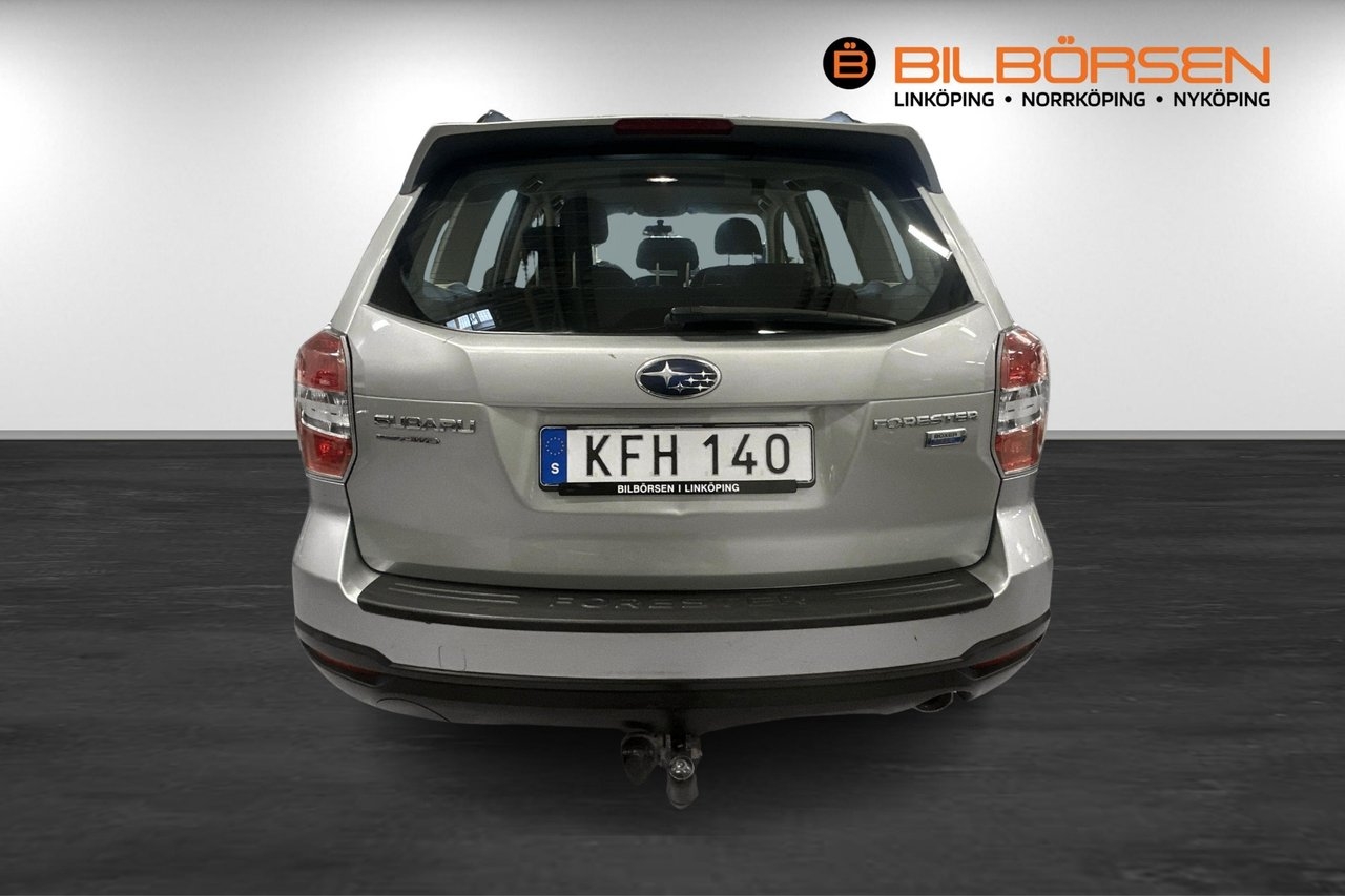 Subaru Forester 2.0D 2015, bild 5/10