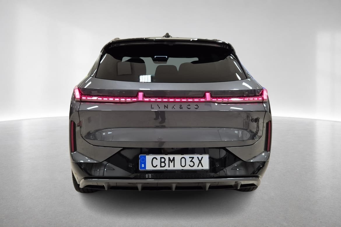 Lynk & Co 08 1.5TD PHEV More 2025, bild 7/10
