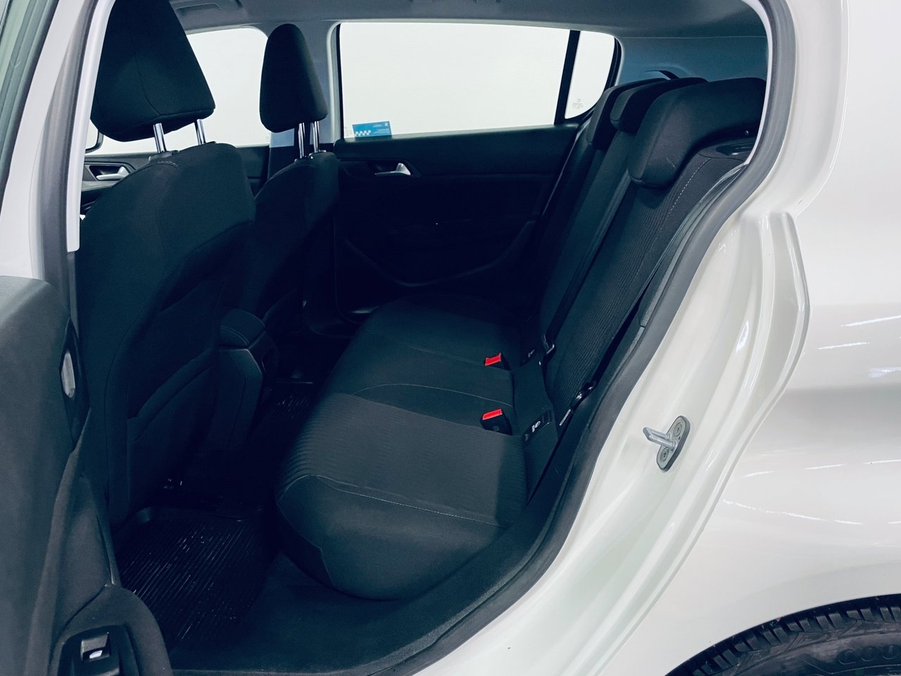 Peugeot 308 PureTech 110 Active 2016, bild 10/10