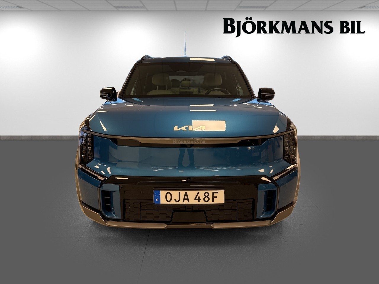 Kia EV9 99.8 kWh GT Line 2024, bild 2/10