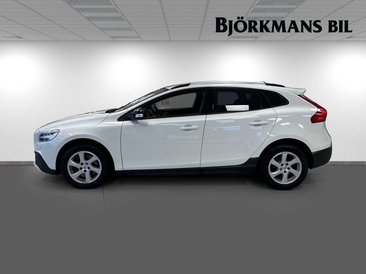 Volvo V40 Cross Country D3 2019, bild 4/10