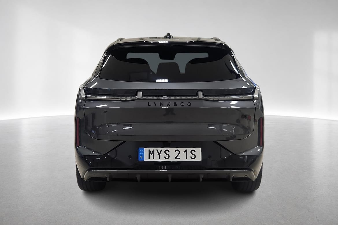 Lynk & Co 08 1.5TD PHEV More 2025, bild 7/10