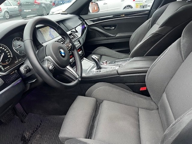 BMW 525d M Sport 2012, bild 6/10