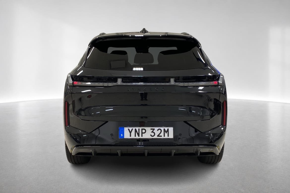 Lynk & Co 08 1.5TD PHEV More 2025, bild 7/10