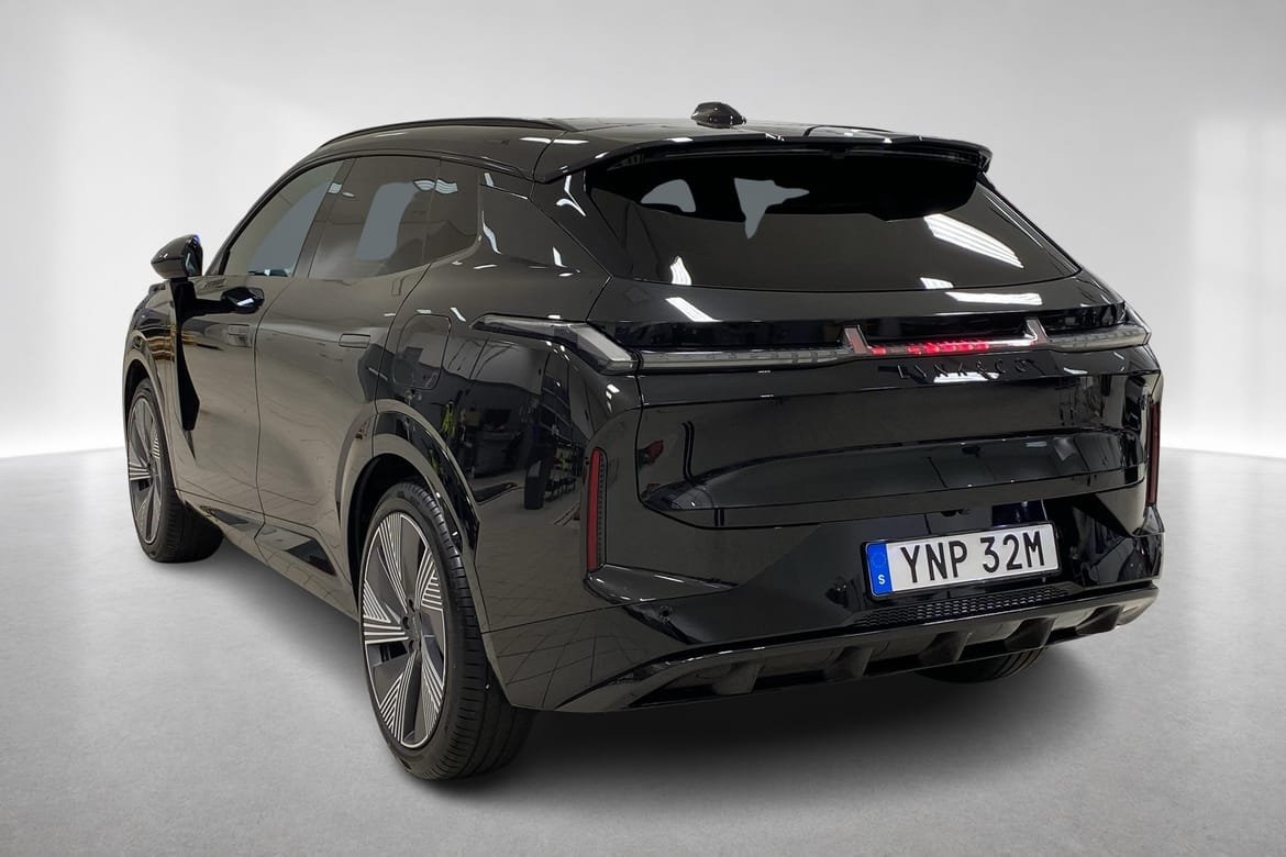 Lynk & Co 08 1.5TD PHEV More 2025, bild 2/10