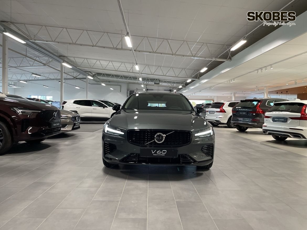 Volvo V60 T6 Plus Dark Nordic 2027, bild 2/10