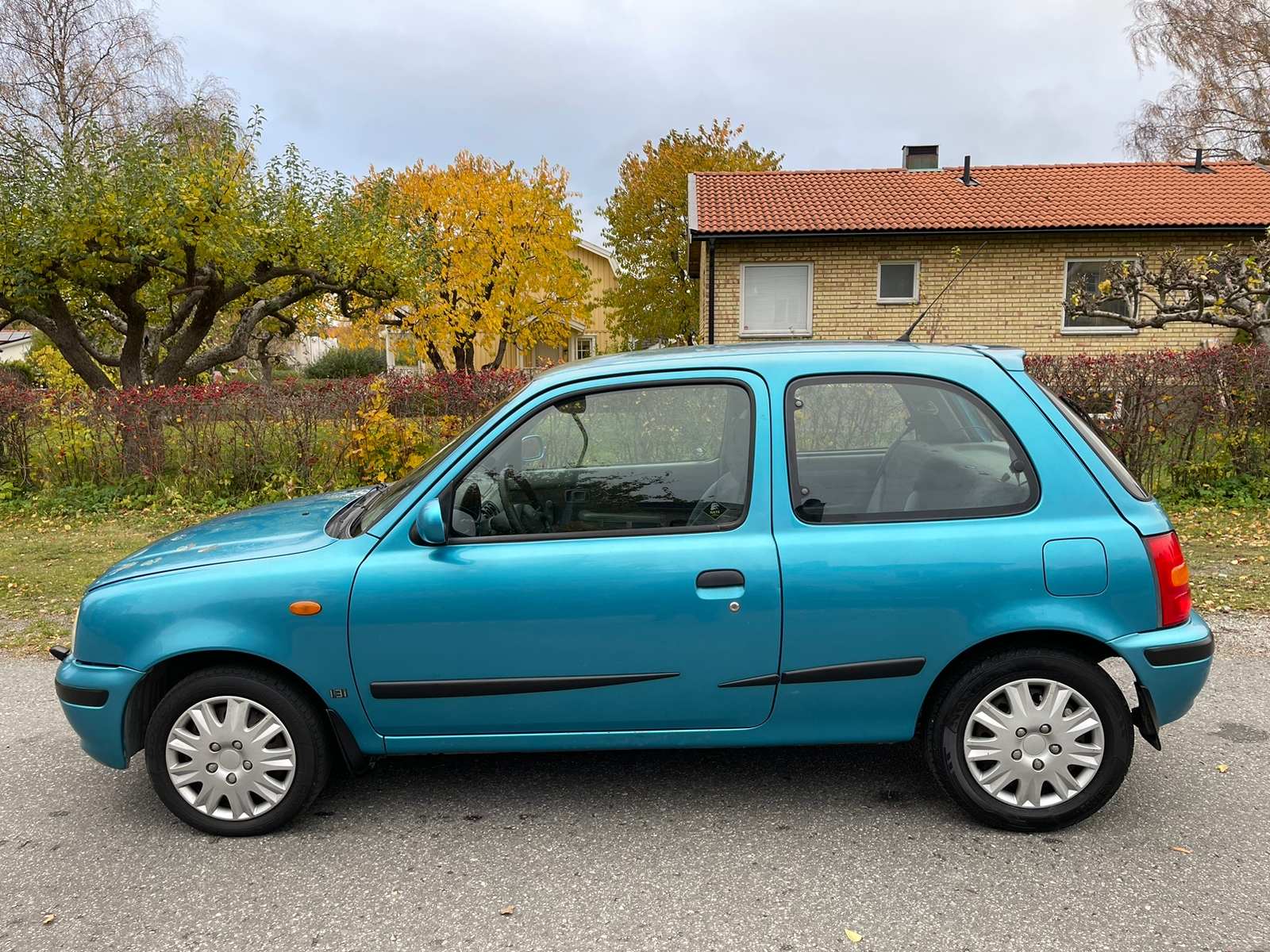 Nissan Micra 1999, bild 2/6