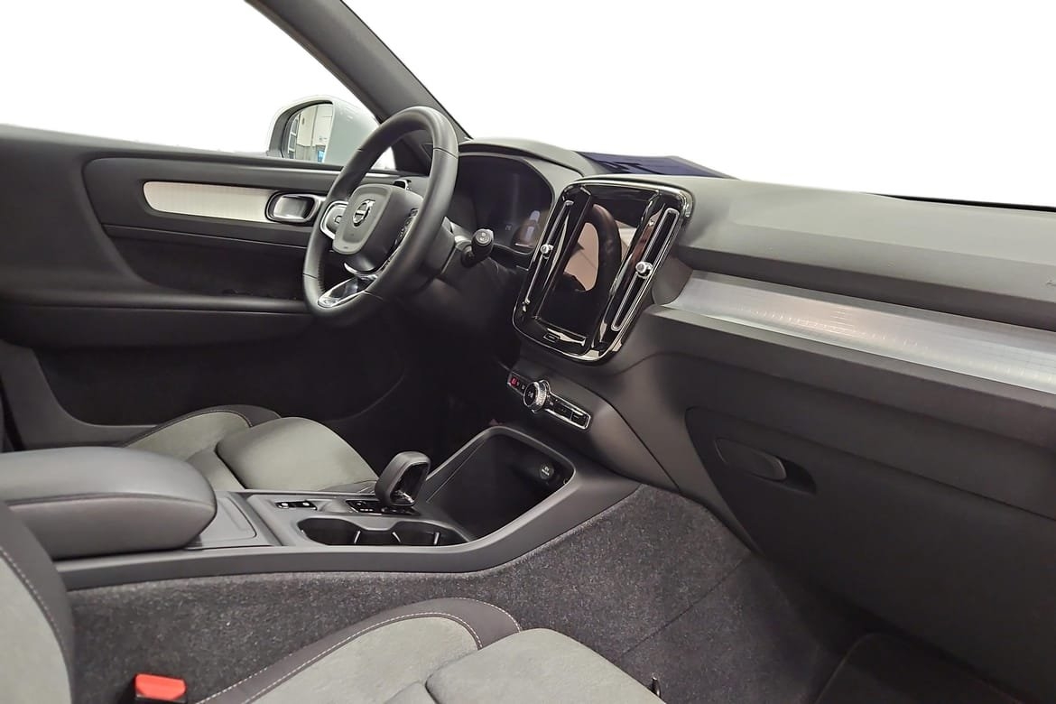 Volvo XC40 B4 Core 2024, bild 4/10