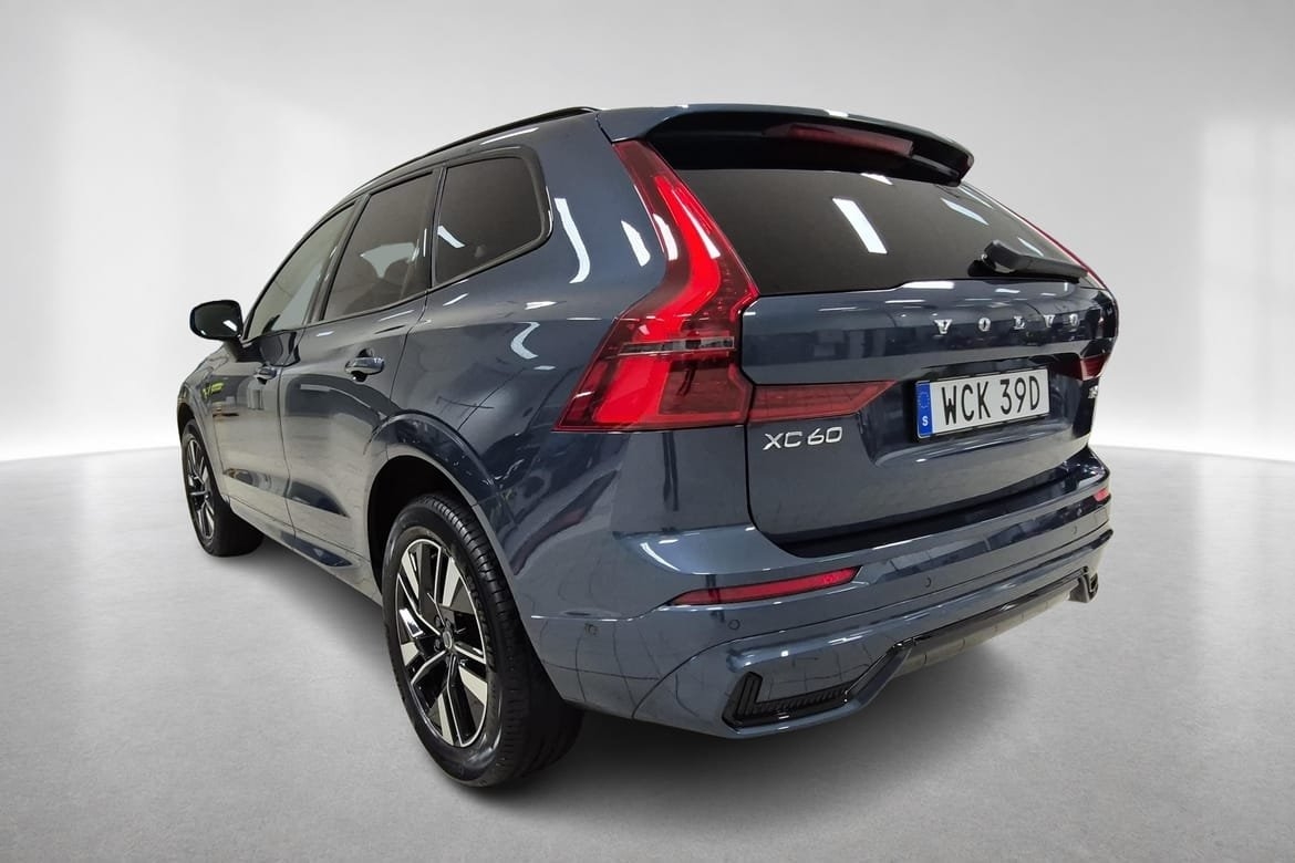 Volvo XC60 T6 Plus Dark Nordic 2026, bild 2/10