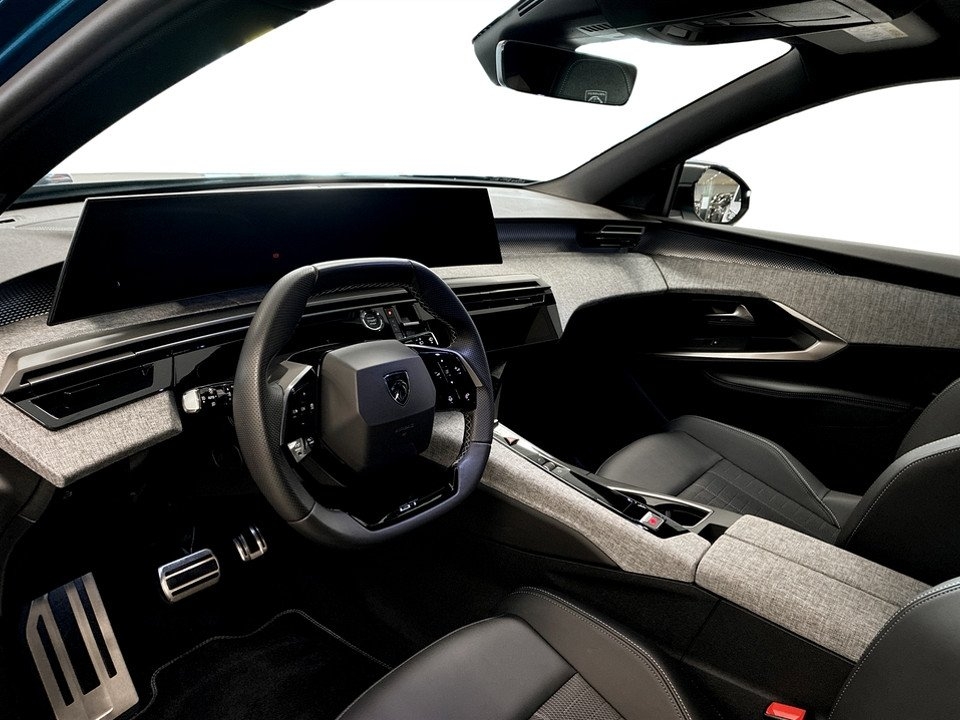 Peugeot 5008 1.2 Hybrid 145 GT 2025, bild 4/10