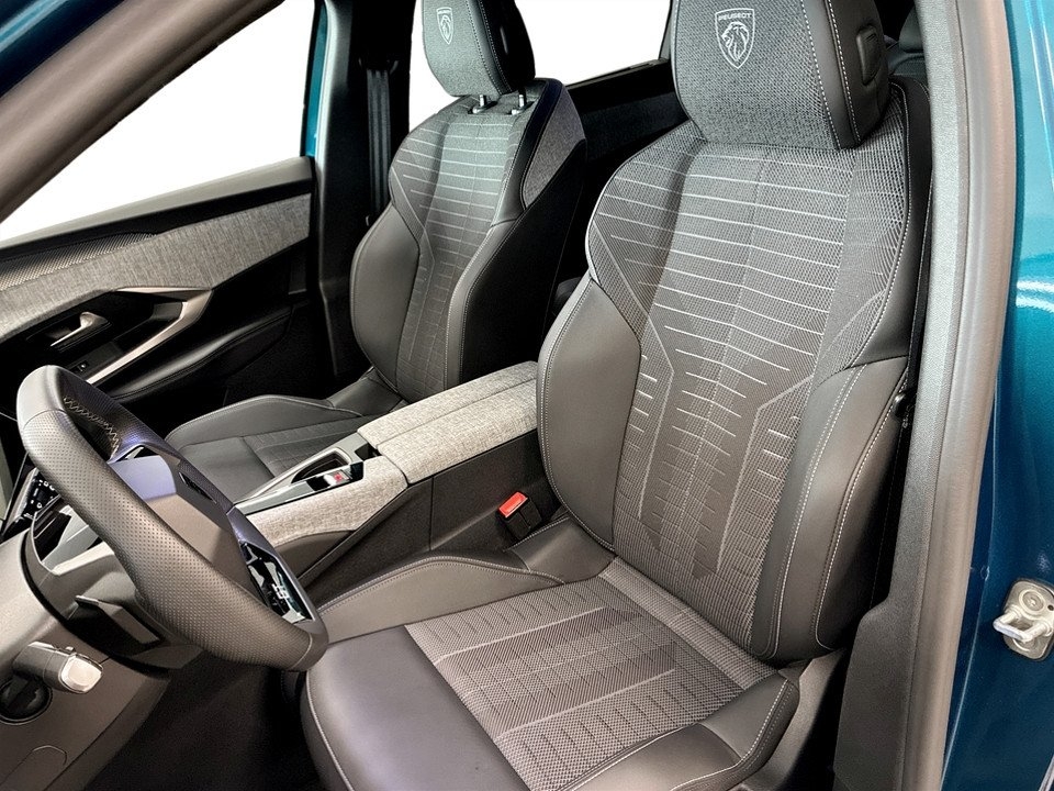 Peugeot 5008 1.2 Hybrid 145 GT 2025, bild 5/10