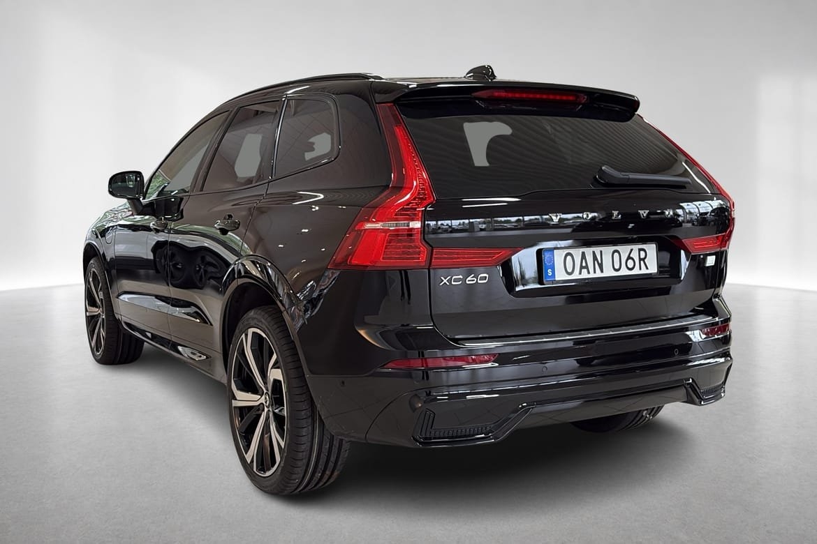 Volvo XC60 T8 Ultimate Dark 2024, bild 2/10