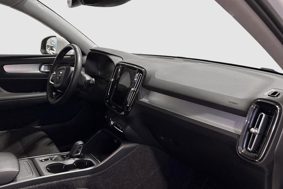 Volvo XC40 T3 Momentum Pro 2020, bild 6/10