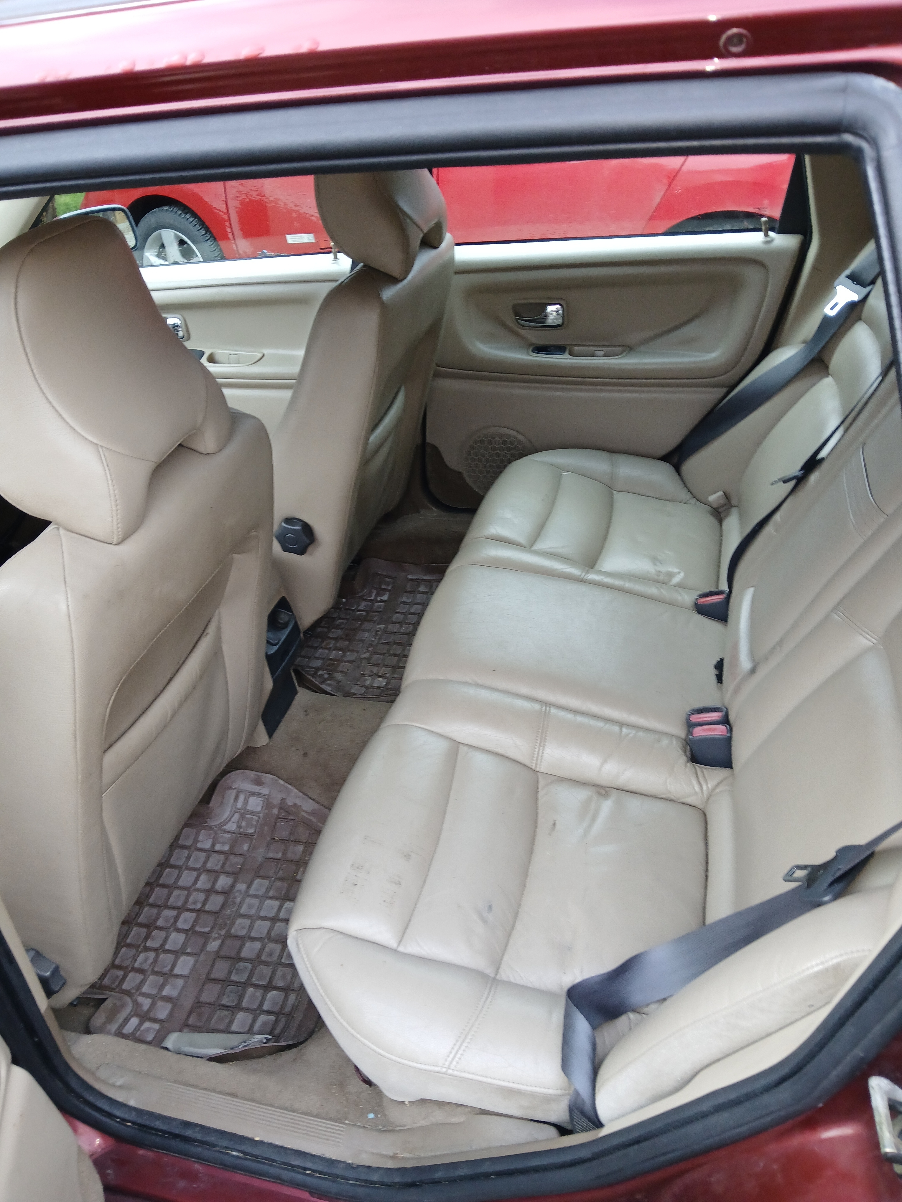 Volvo V70 2.4 2000, kuva 6/7