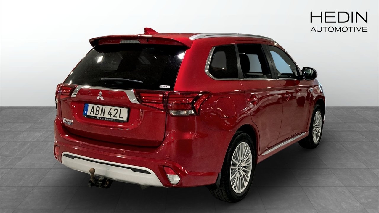 Mitsubishi Outlander 2.4 2020, bild 2/9