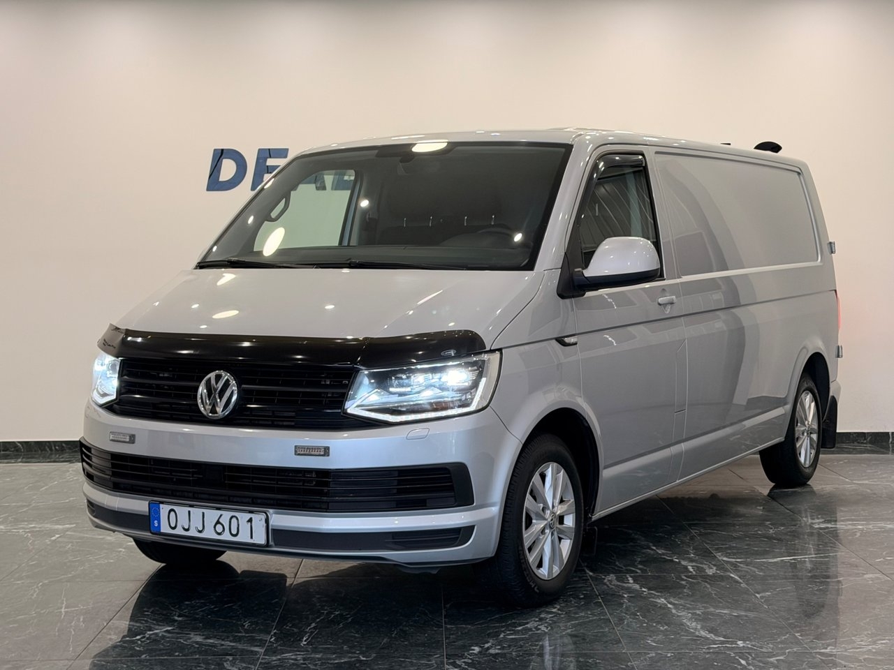 Volkswagen Transporter 2.0 TDI SCR 2017, bild 4/10