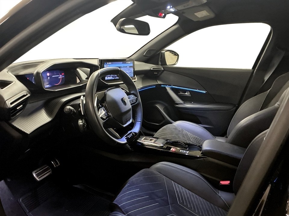 Peugeot 2008 1.2 PureTech 130 GT 2025, kuva 4/10