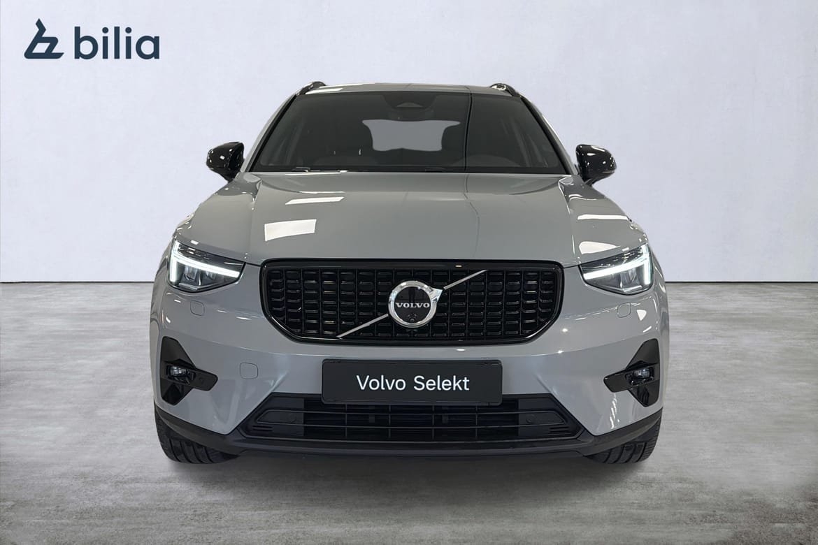 Volvo XC40 B3 Plus Dark 2025, bild 6/10