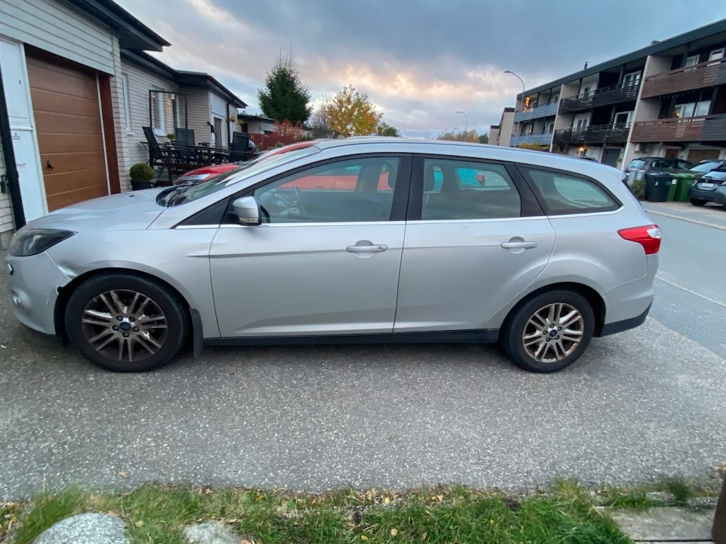 Ford Focus 1.0 EcoBoost 2014, bild 4/6