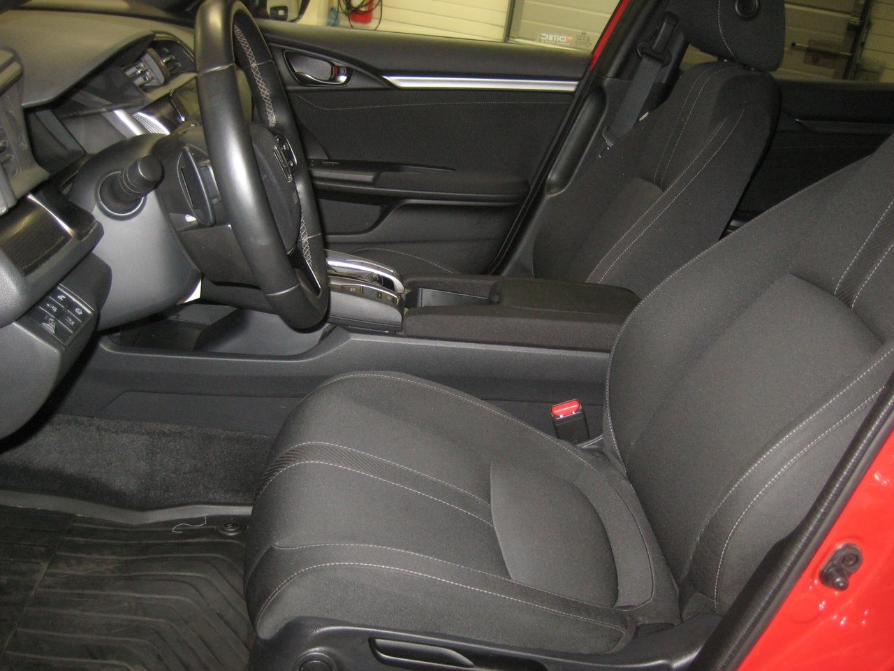 Honda Civic 1.0 Turbo Elegance 2017, kuva 10/10
