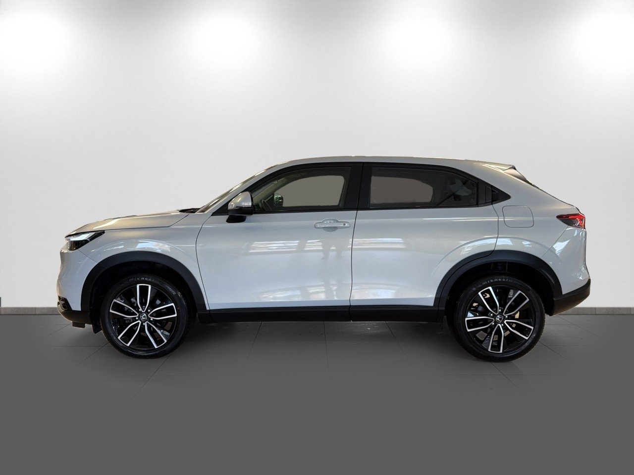 Honda HR-V 1.5 i-MMD e:HEV Elegance 2023, bild 2/10