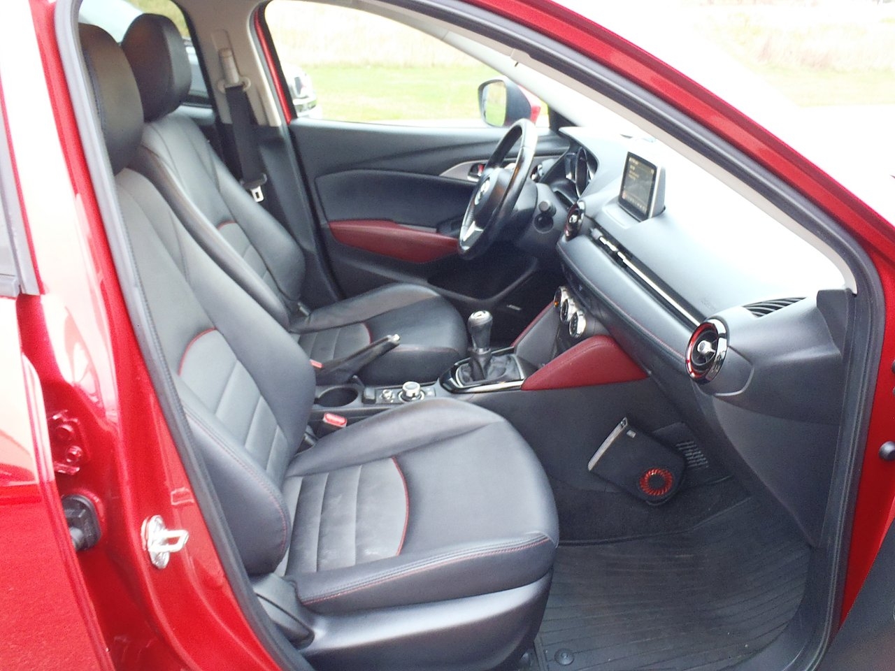 Mazda CX-3 2017, bild 6/10