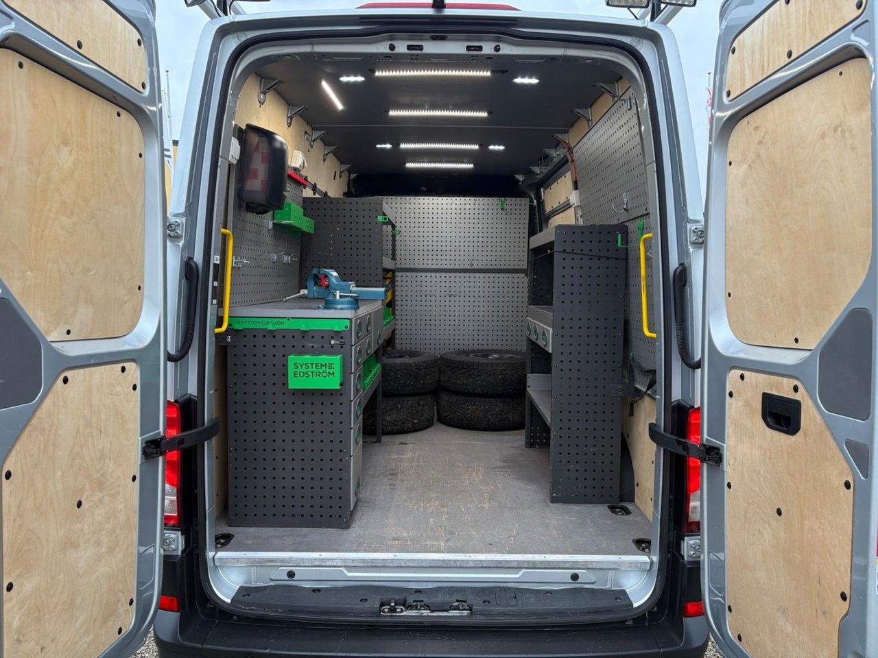 Volkswagen Crafter 2021, bild 6/10