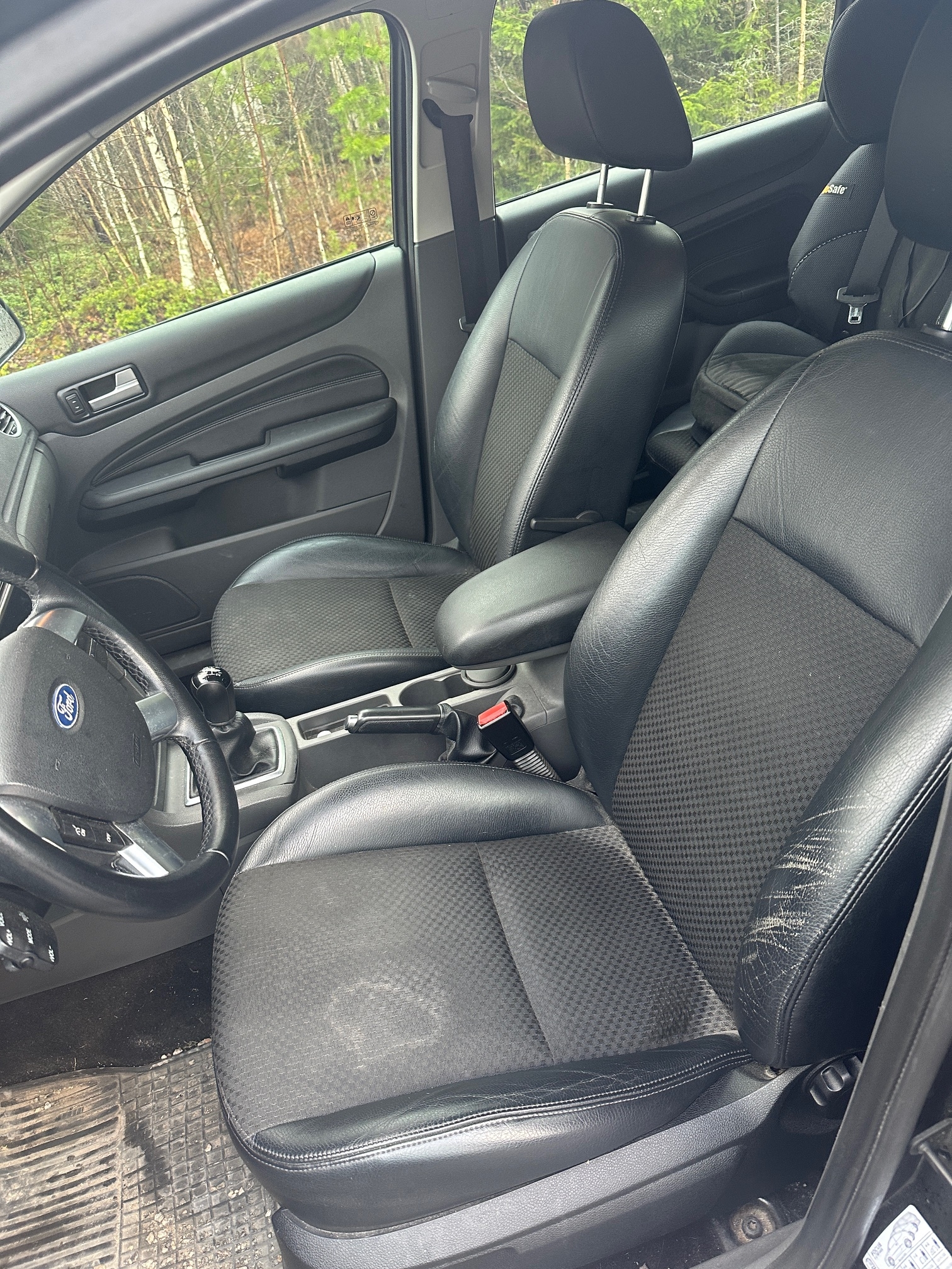 Ford Focus 1.8 Titanium 2007, bild 7/10