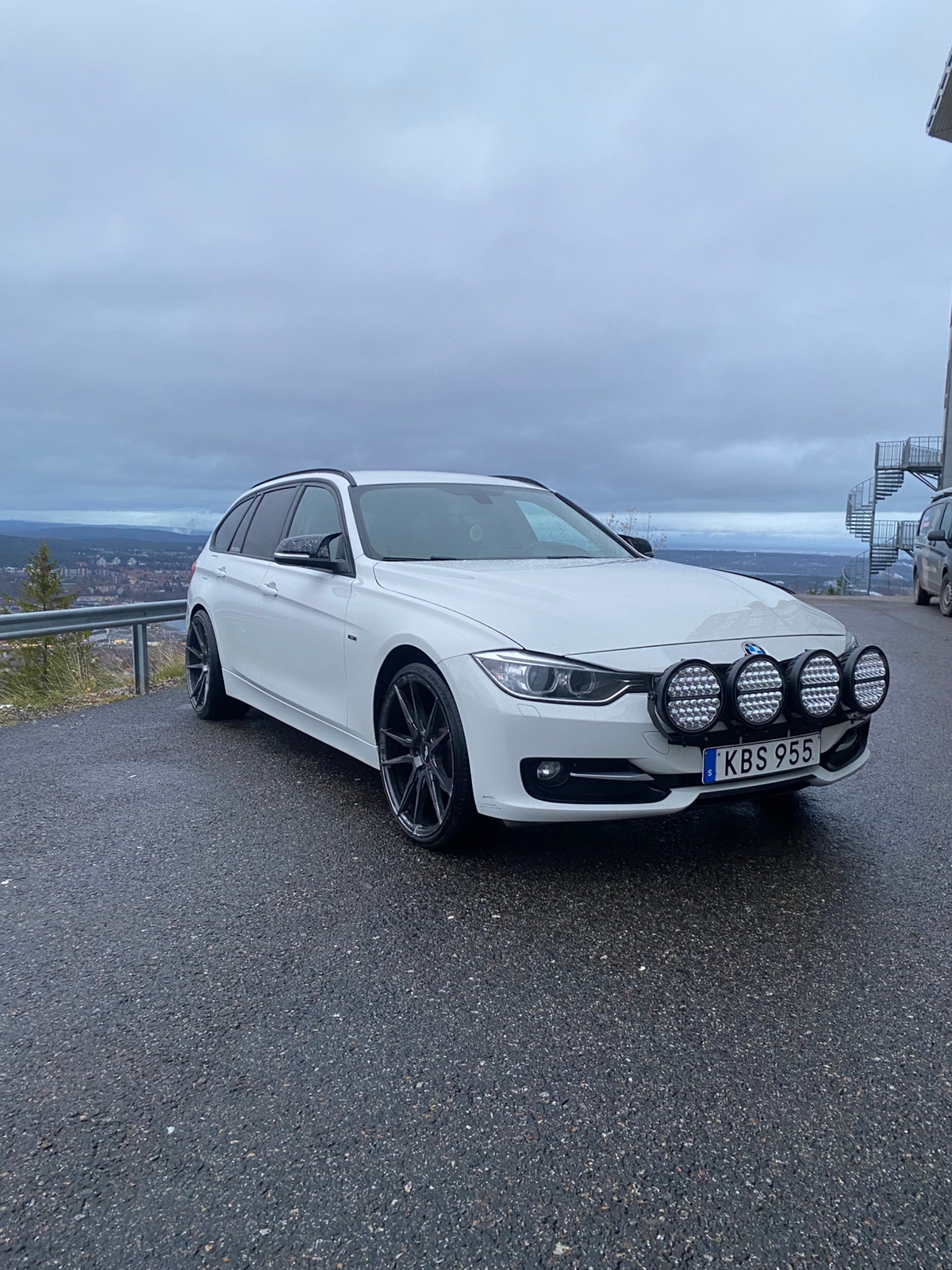 BMW 318d 2014, bild 4/10