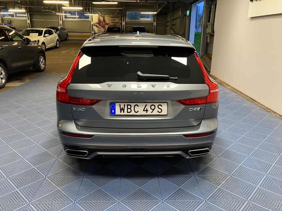 Volvo V60 D4 R Design 2019, bild 3/10