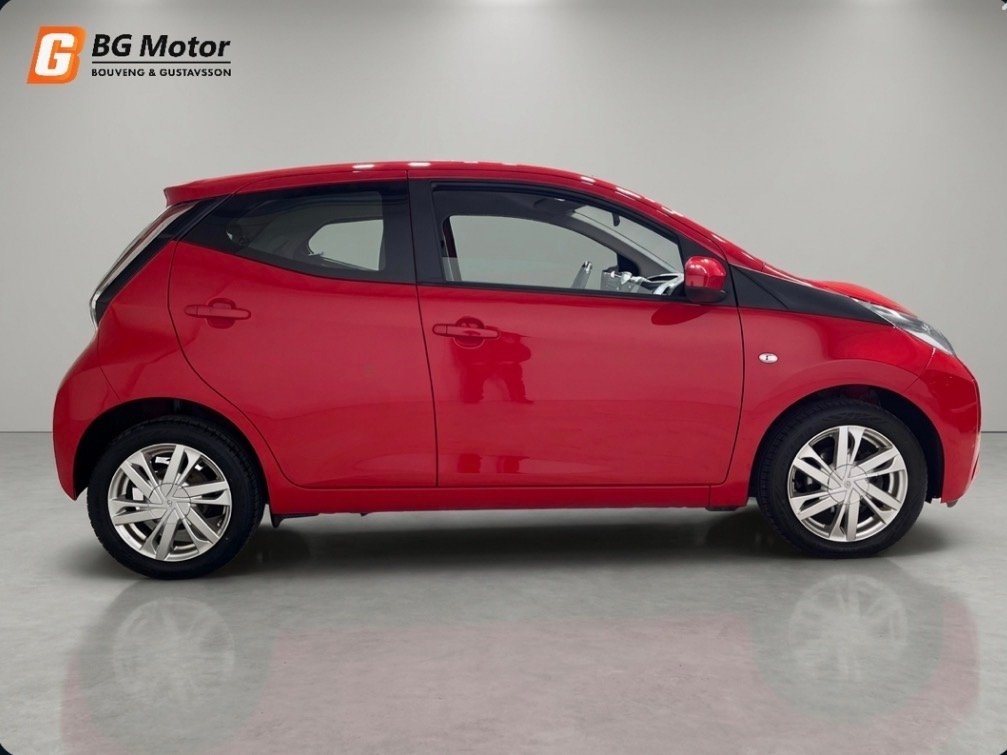 Toyota Aygo 1.0 X-Play 2015, kuva 7/10
