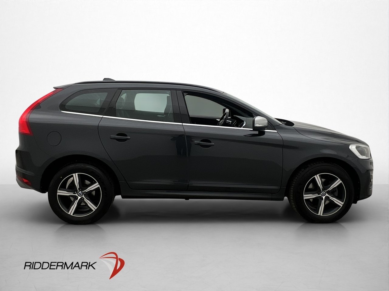 Volvo XC60 D4 R Design 2017, kuva 9/10