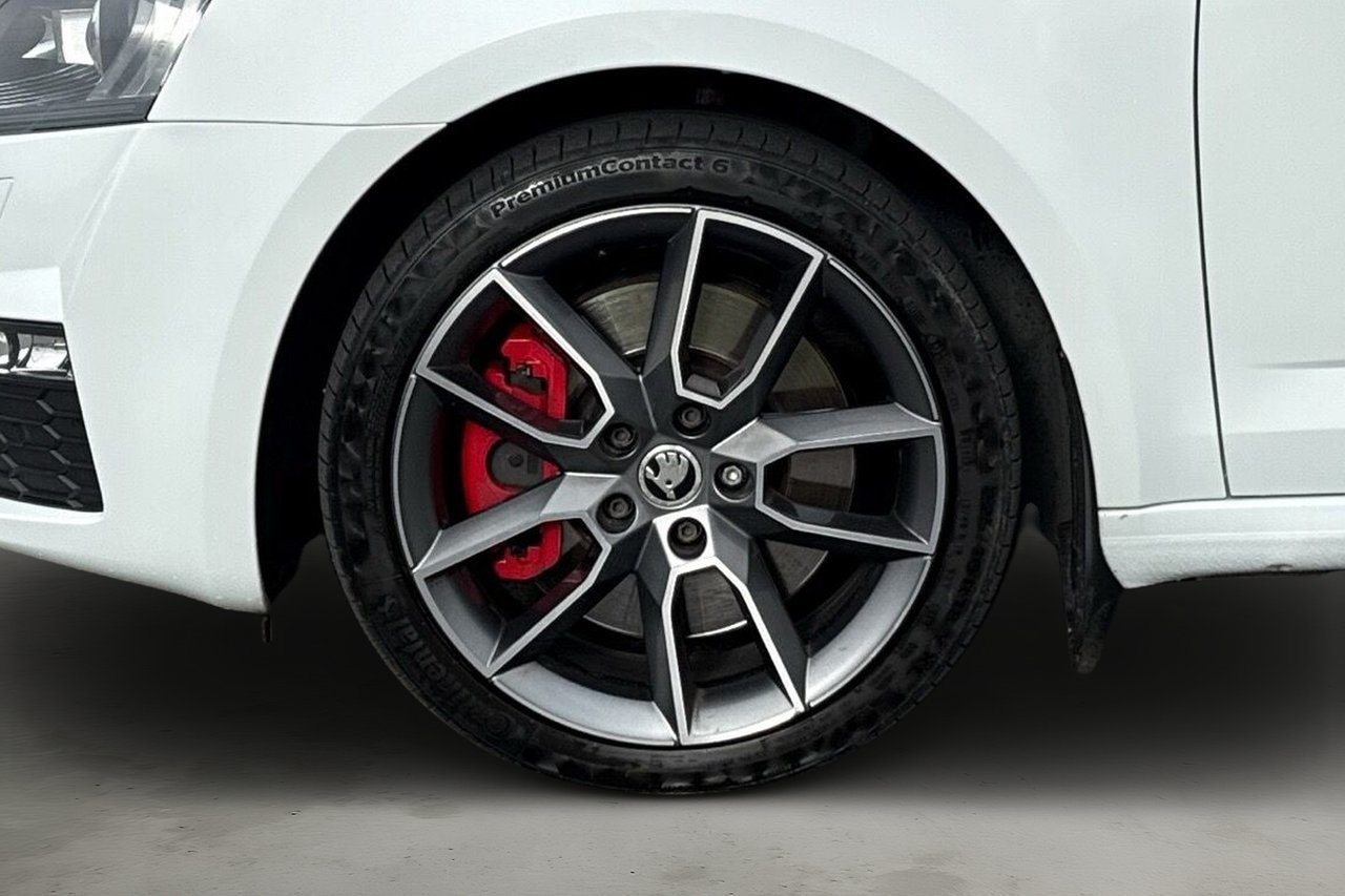 Skoda Octavia RS TDI 2015, kuva 9/10