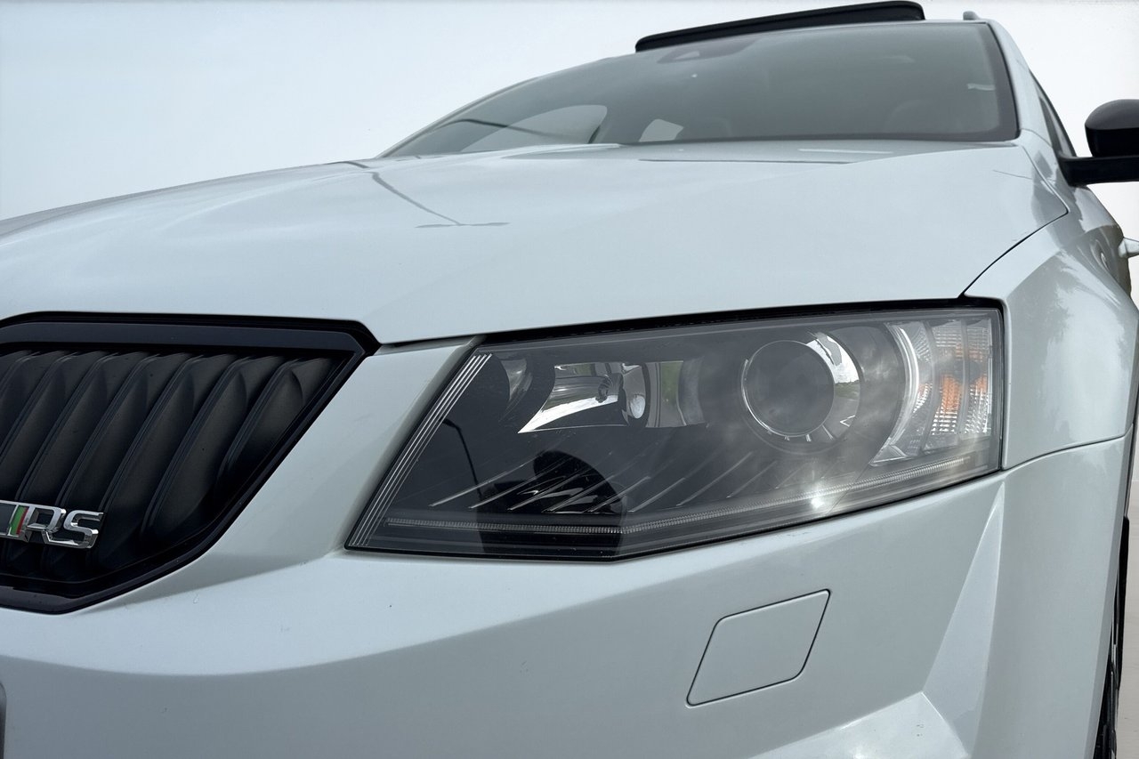 Skoda Octavia RS TDI 2015, kuva 10/10