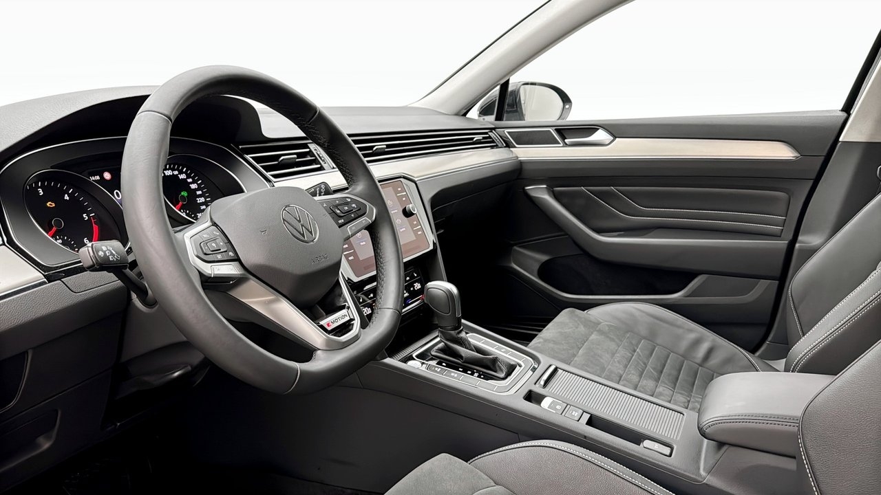 Volkswagen Passat 2.0 TDI SCR 2023, bild 7/10