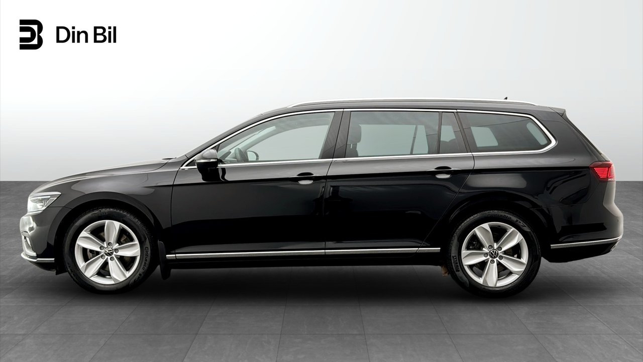 Volkswagen Passat 2.0 TDI SCR 2023, bild 2/10