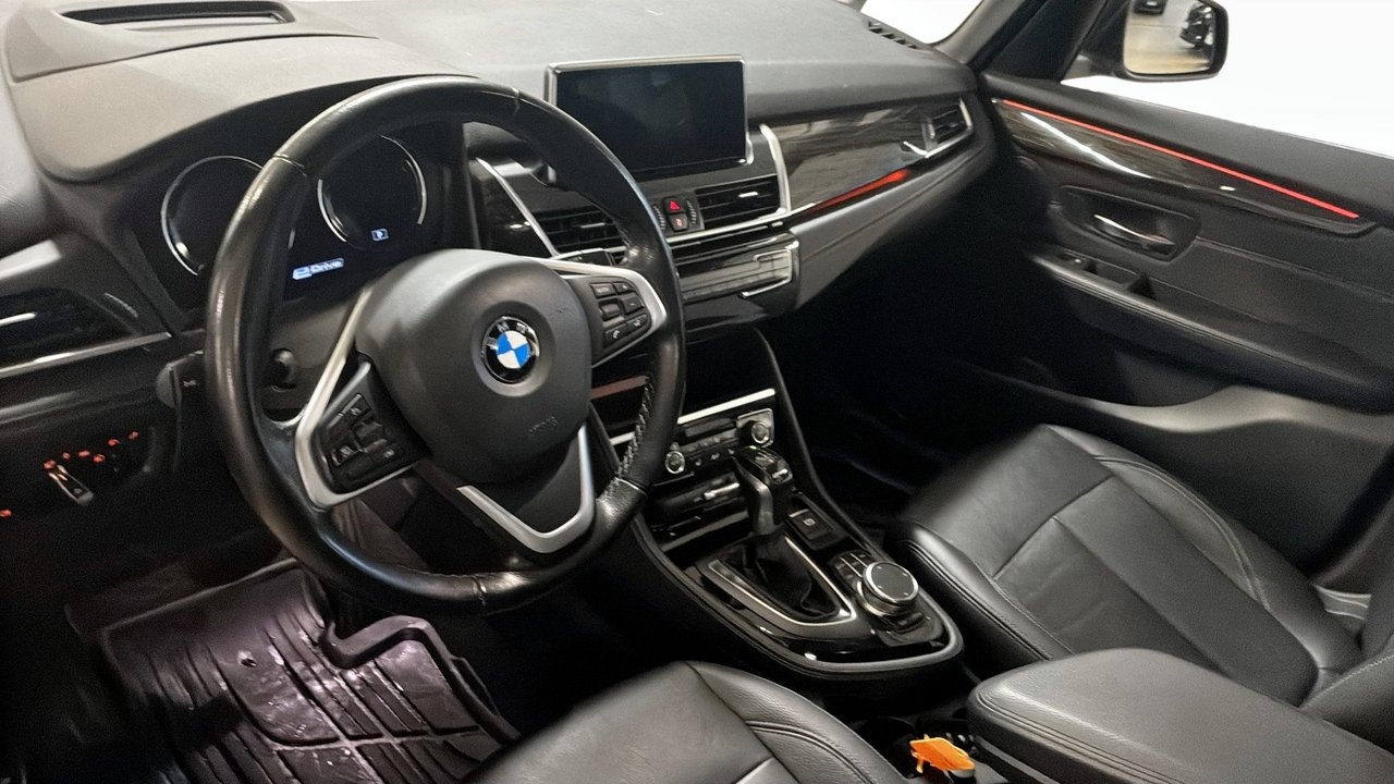 BMW 225 Luxury Line 2018, bild 7/10