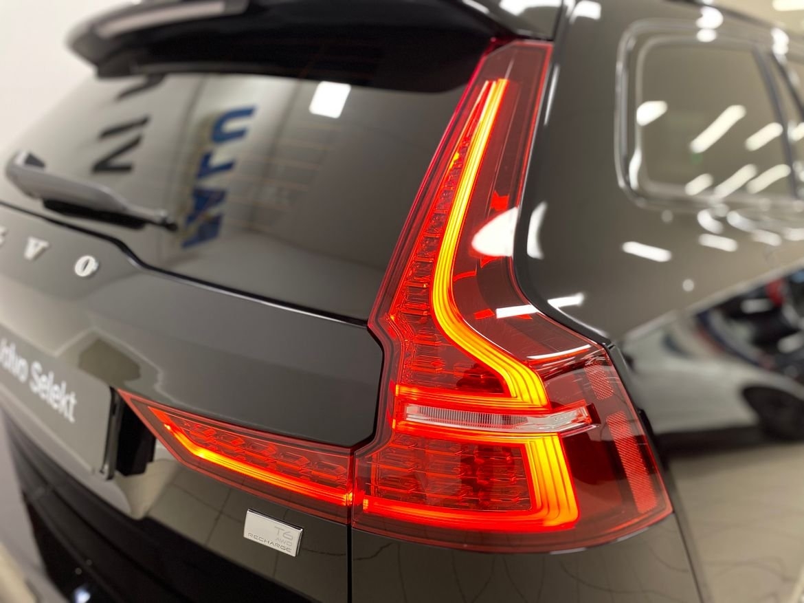 Volvo V60 Plus Dark 2024, bild 7/10
