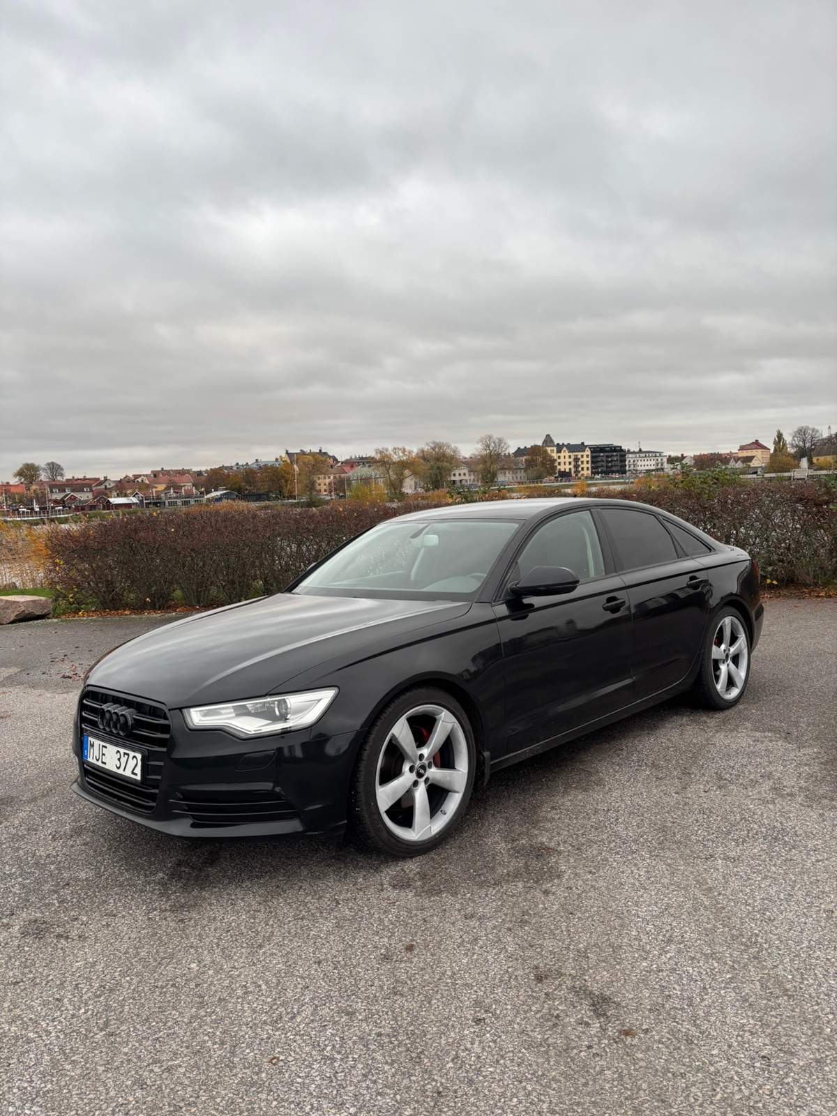 Audi A6 2.0 TDI 2012, bild 4/6