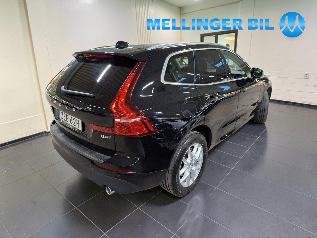 Volvo XC60 B4 Diesel Momentum Advanced 2021, bild 3/10