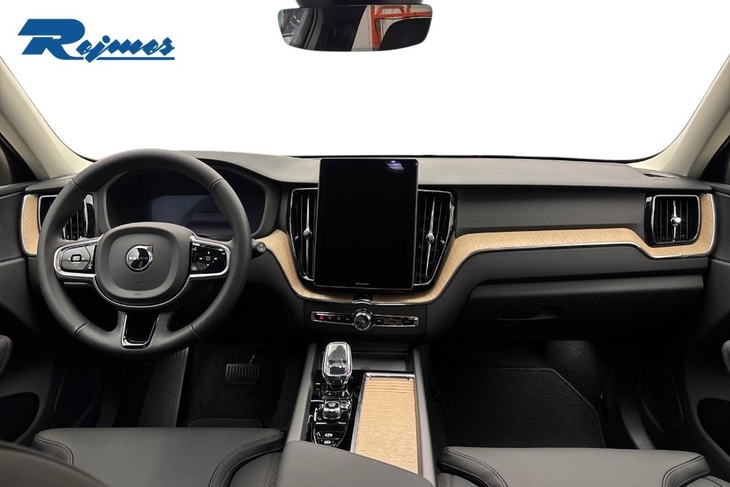 Volvo XC60 T6 Plus Dark Nordic 2027, bild 2/10