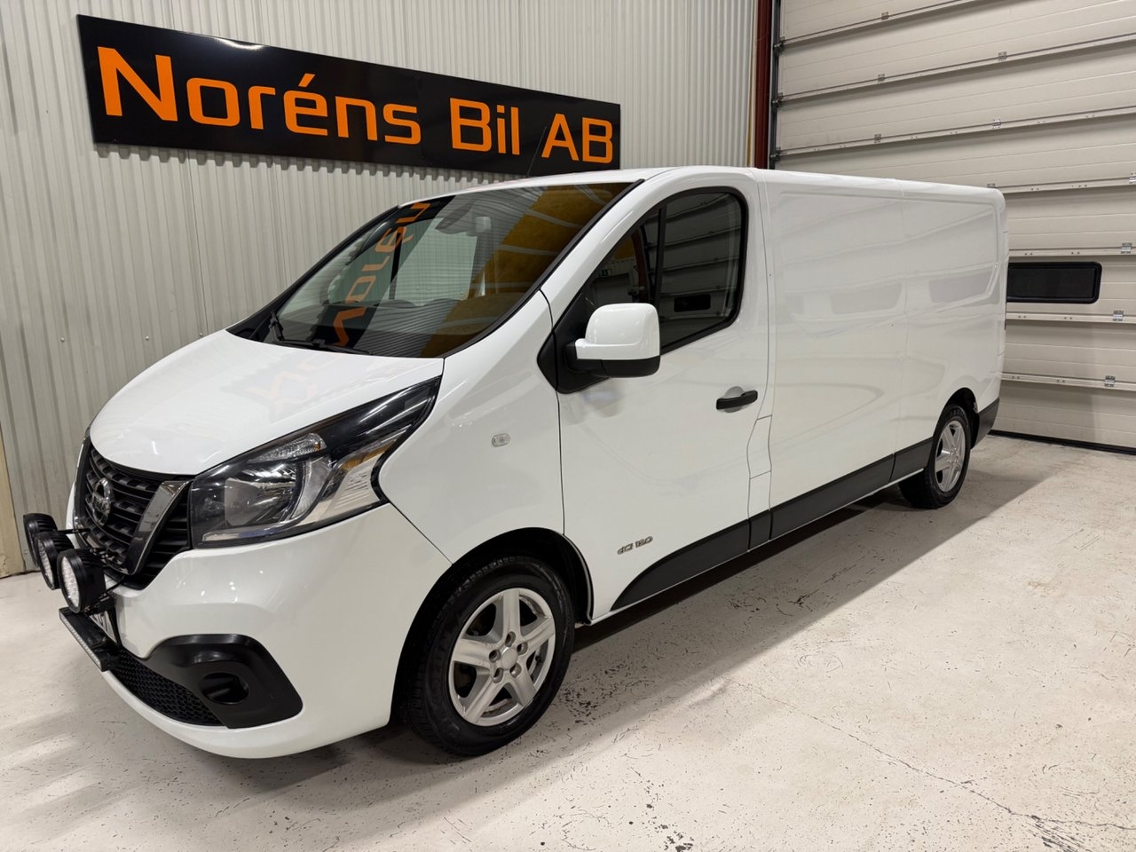 Nissan NV300 dCi 120 2017, bild 2/10