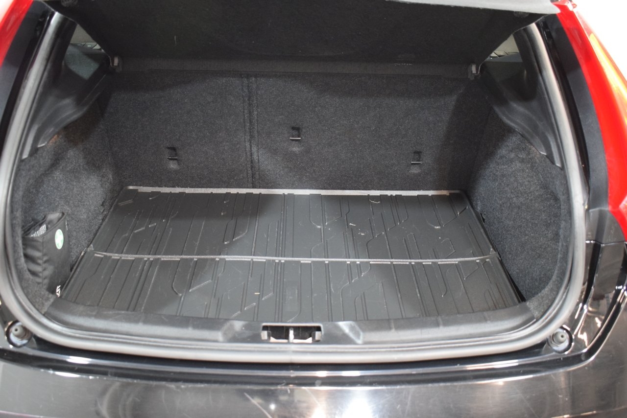 Volvo V40 D3 Momentum 2013, bild 5/10