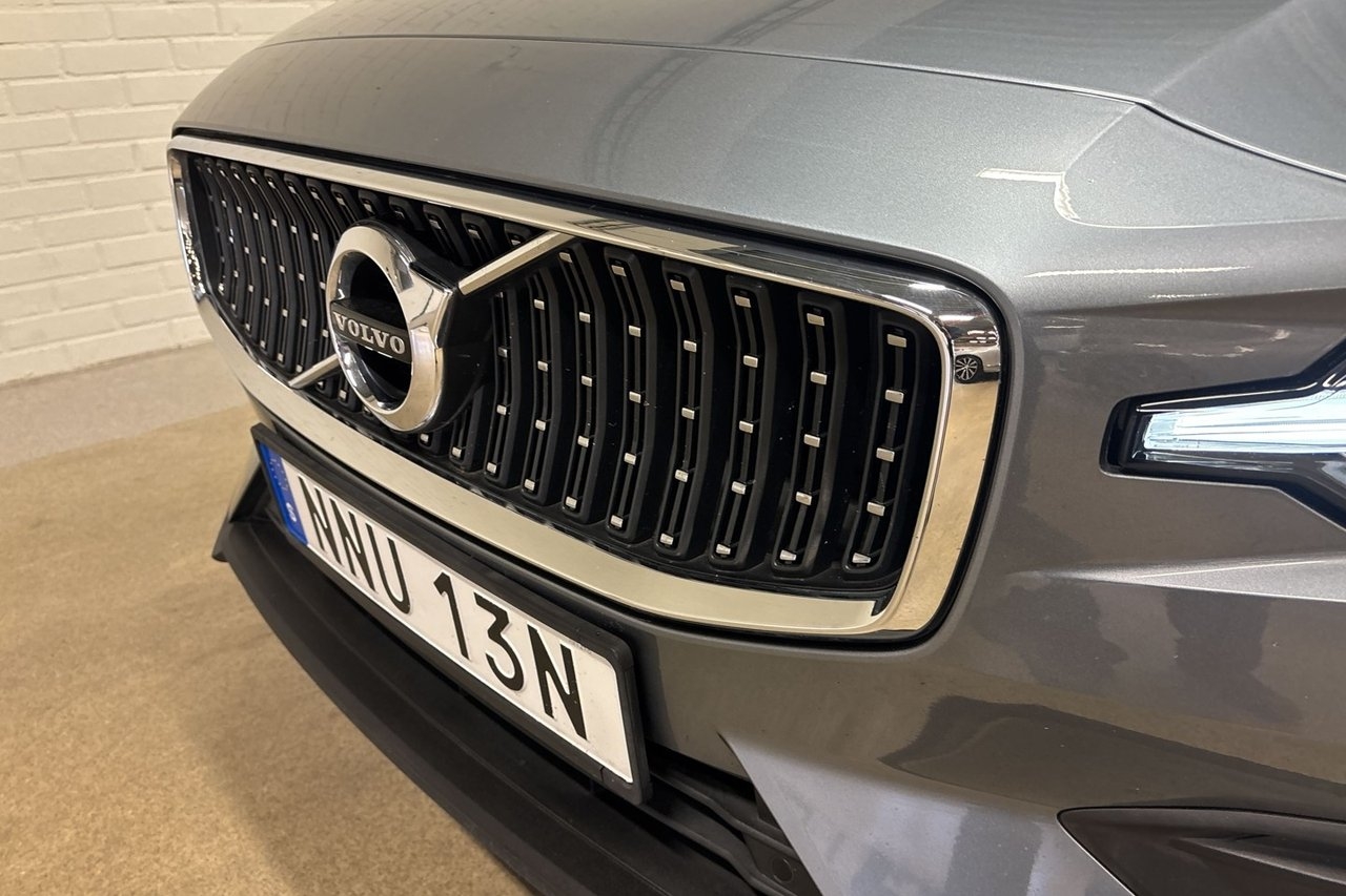 Volvo V60 Cross Country D4 Advanced 2020, bild 2/10