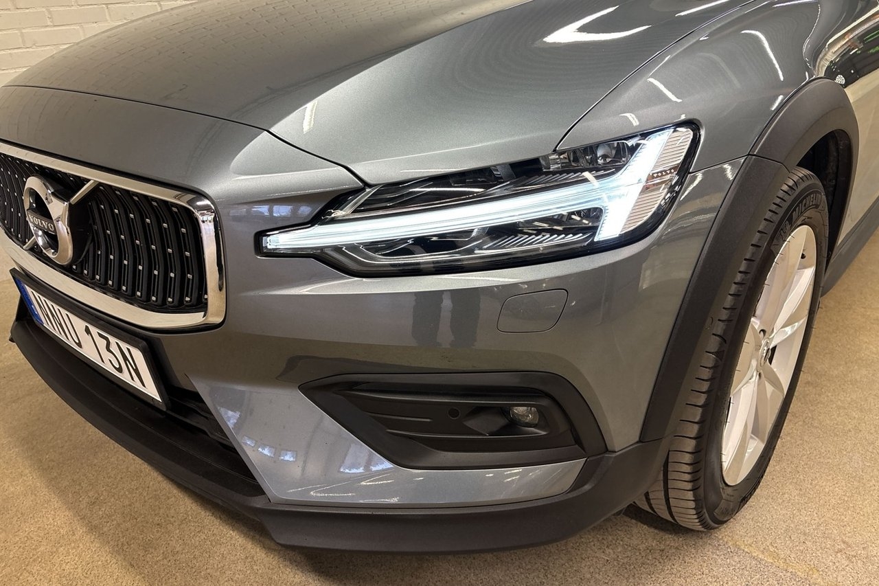 Volvo V60 Cross Country D4 Advanced 2020, bild 3/10
