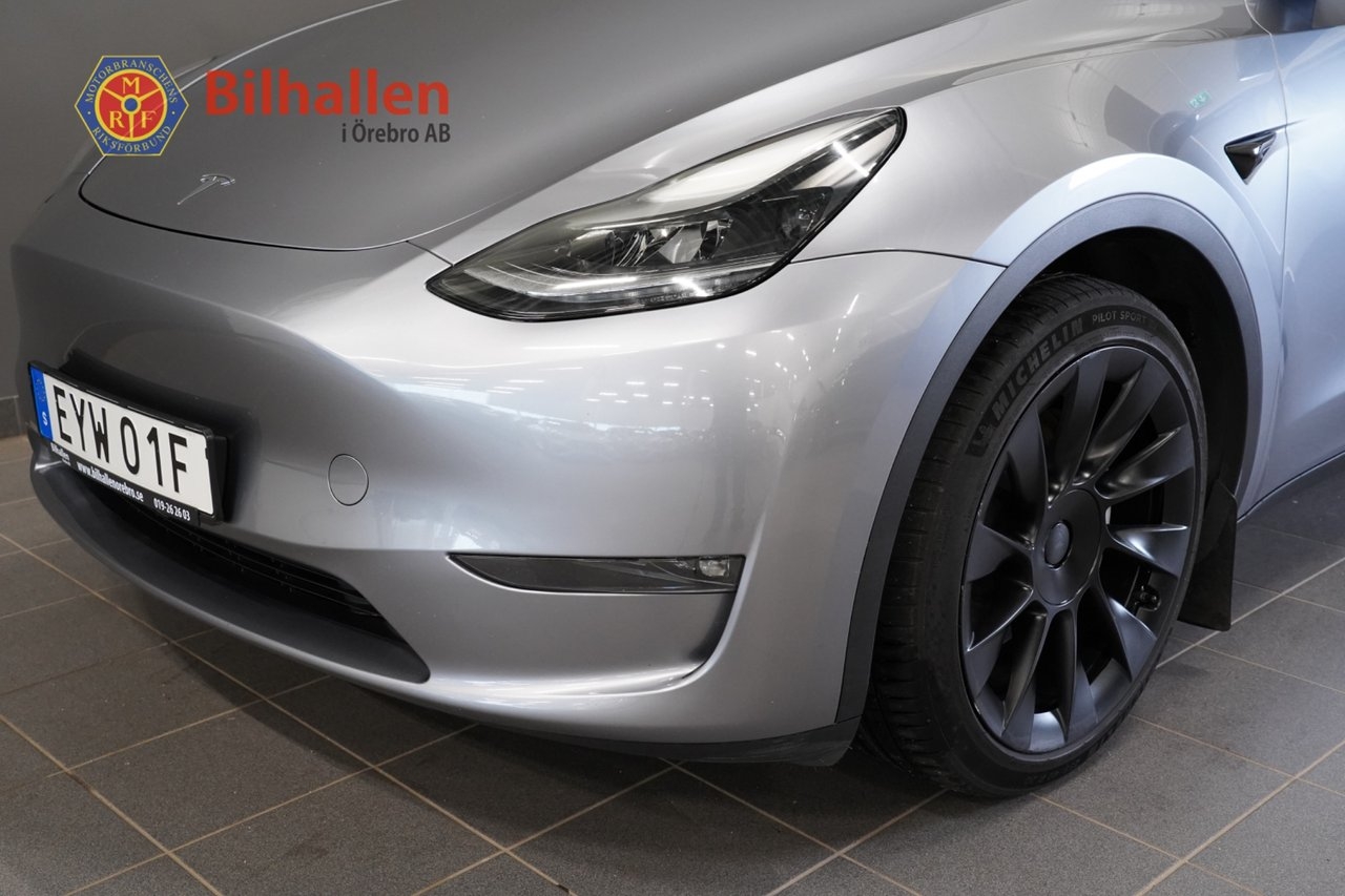 Tesla Model Y 2023, bild 2/10