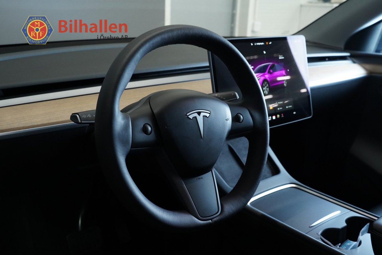 Tesla Model Y 2023, bild 7/10