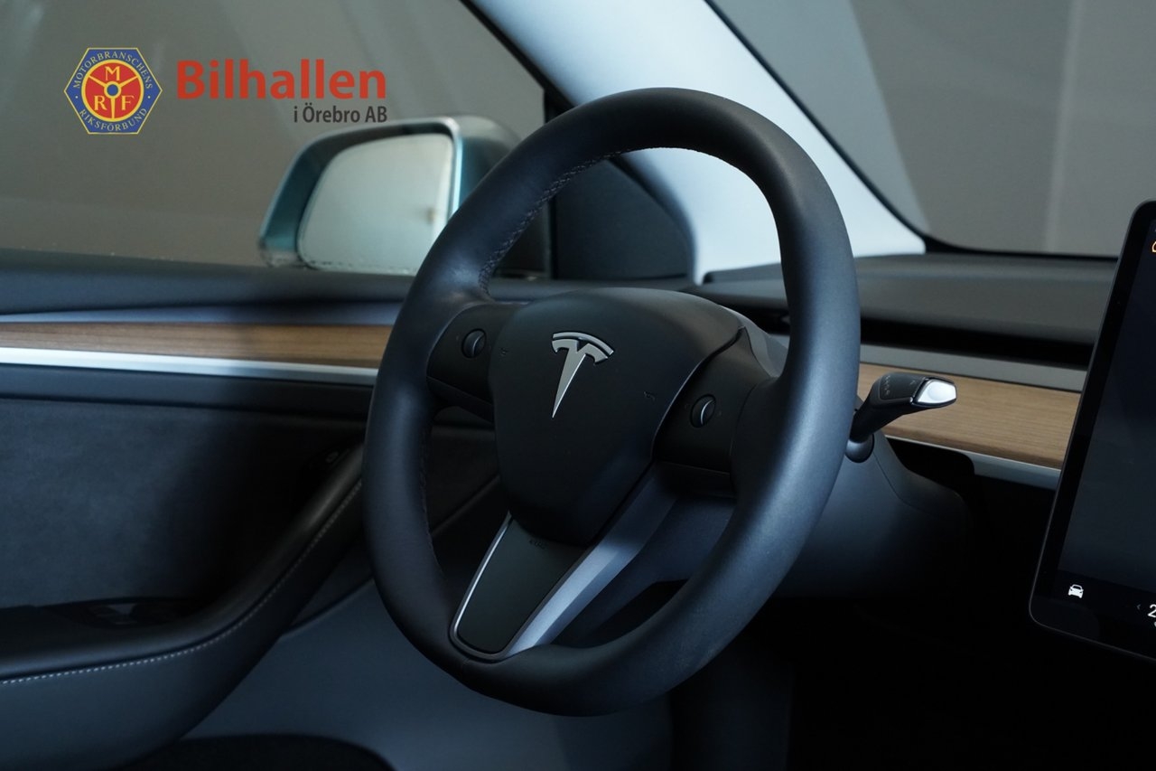 Tesla Model Y 2023, bild 6/10