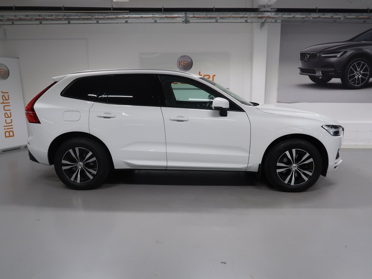 Volvo XC60 Momentum 2020, bild 4/10