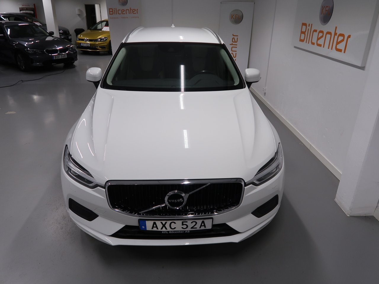Volvo XC60 Momentum 2020, photo 10/10